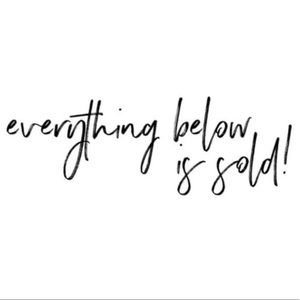 Everything below is sold ✅ 💯- Check my Bio 👇🏼